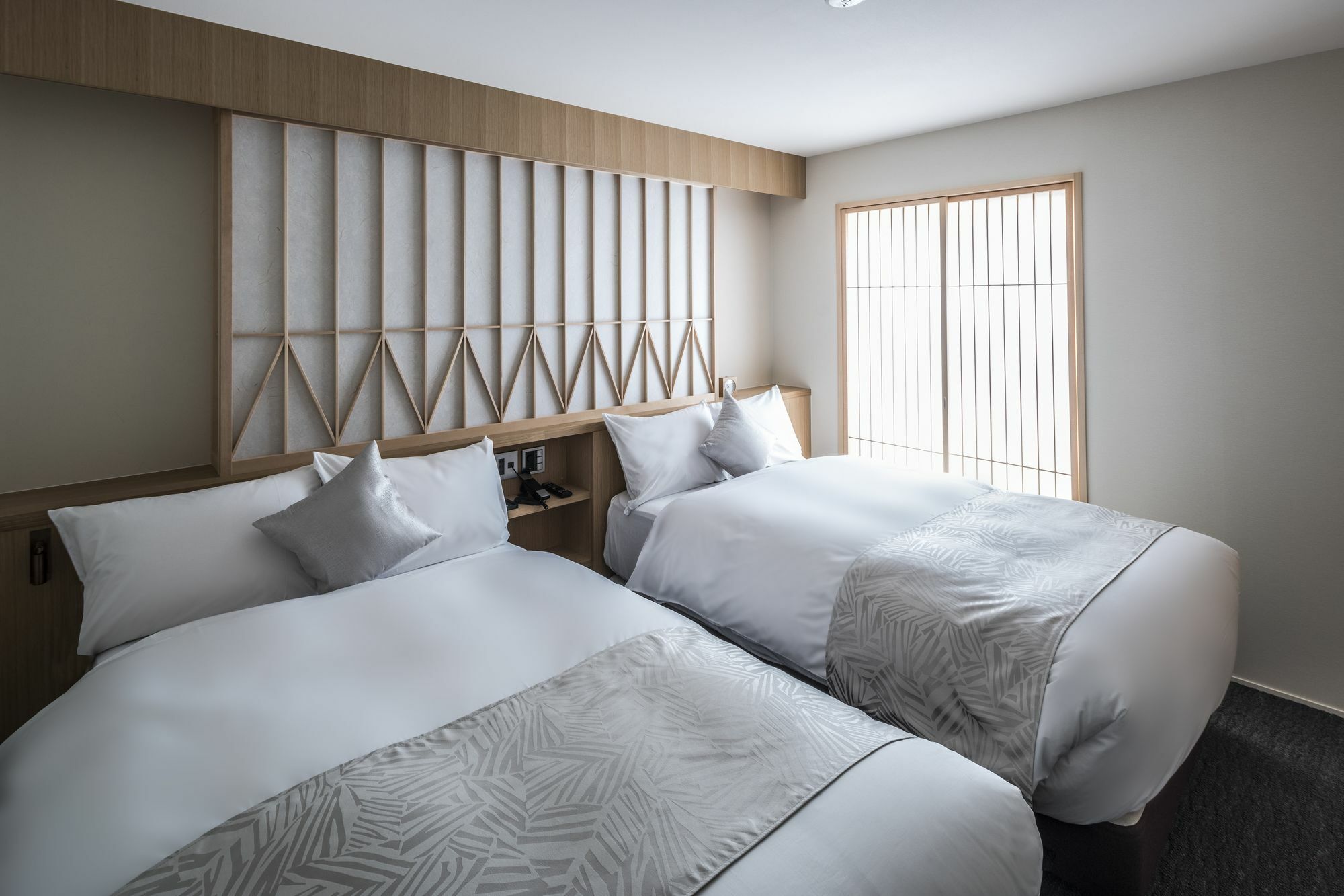 Tomoya Hotel 5*